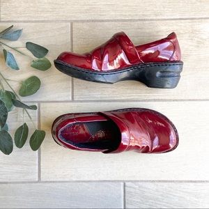 -Size 8.5- Born Red Clogs